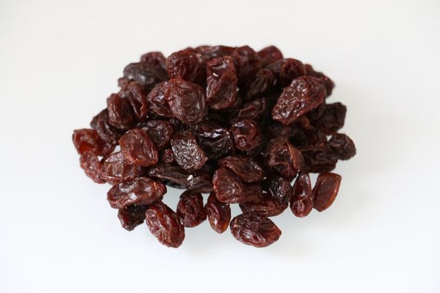 raisins-617416_960_720